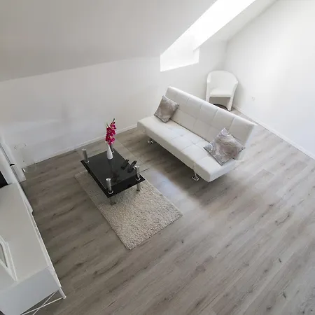 公寓 Standard Apartment *