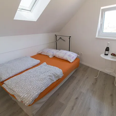 דירה Standard Apartment *