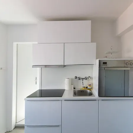 Standard Apartment דירה *